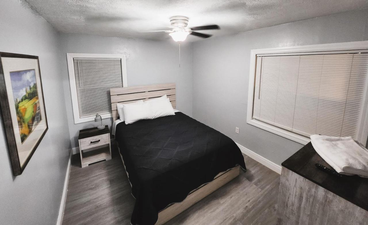 Cozy 3 Bedroom House Near Airport/Raymond Stadium/Downtown. Tampa Exterior foto