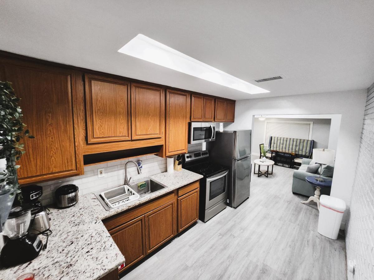 Cozy 3 Bedroom House Near Airport/Raymond Stadium/Downtown. Tampa Exterior foto